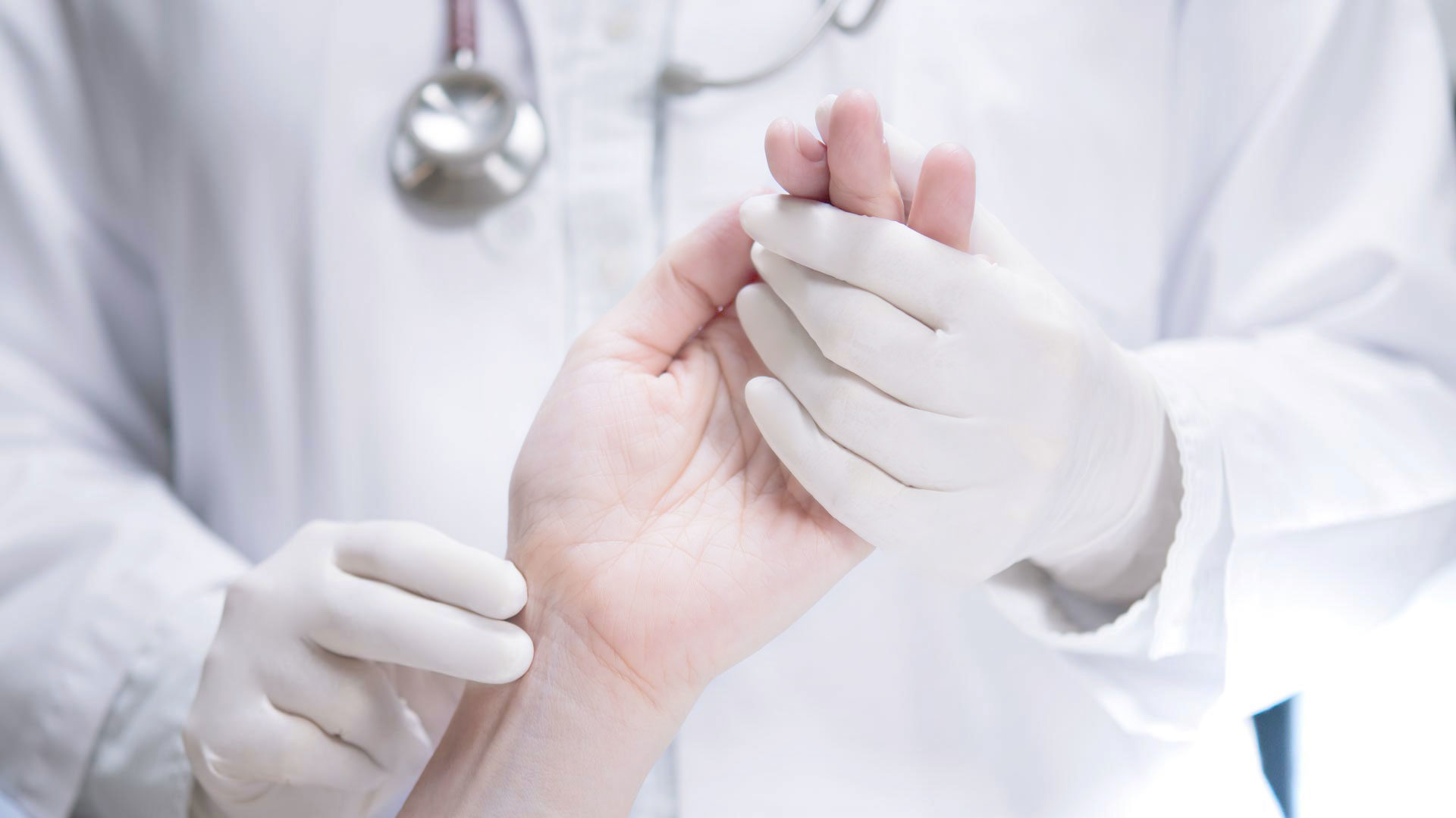 Wahlarzt und Patient Der Wahlarzt ist für seinen Patienten da.